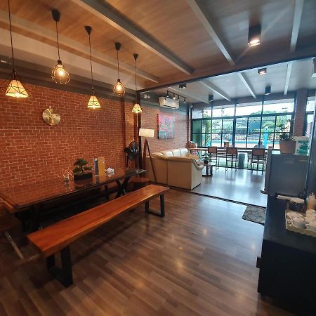 Sleep Airport Chiang Mai Bed & Breakfast Eksteriør bilde
