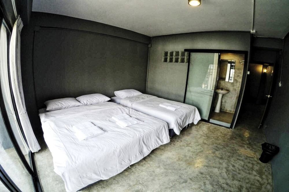 Sleep Airport Chiang Mai Bed & Breakfast Eksteriør bilde